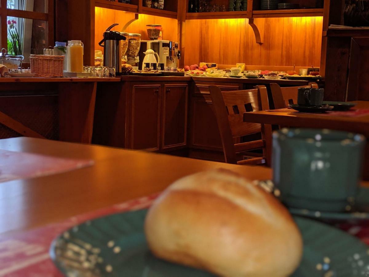 Landhotel Pathes Hof Фолькеншаген Экстерьер фото